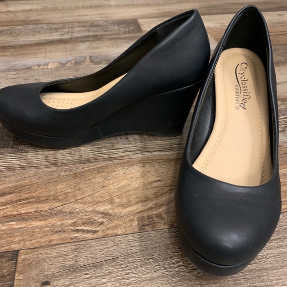 Classified Shoes - Classified wedge heels Classified Shoes - Classified wedge heels